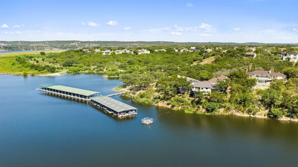 512 Harbor Drive #7 Spicewood, TX 78669