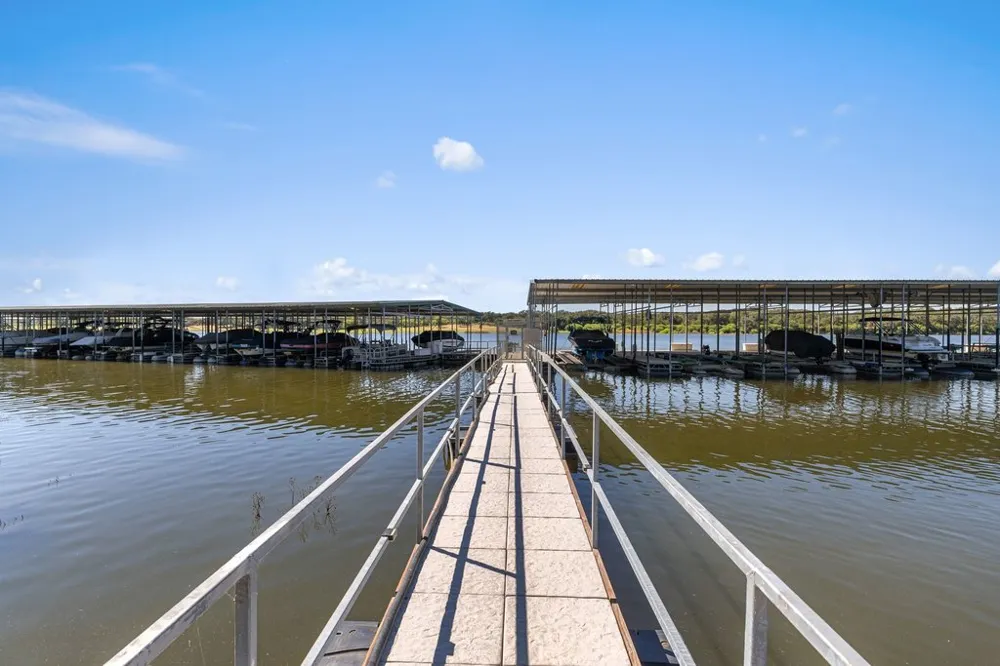 512 Harbor Drive #7 Spicewood, TX 78669