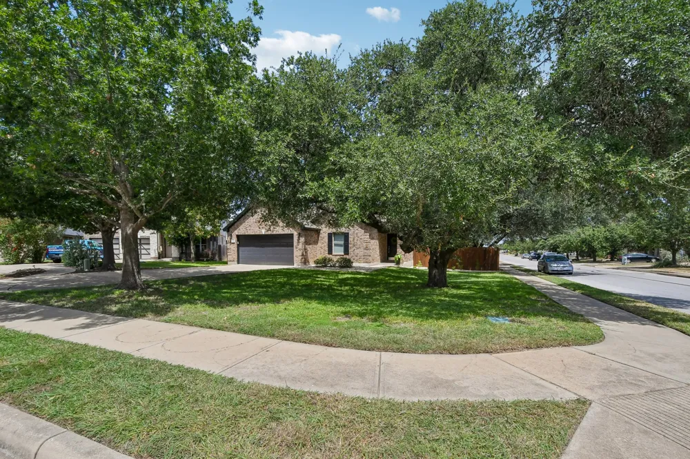 200 Thomas Cove Leander, TX 78641