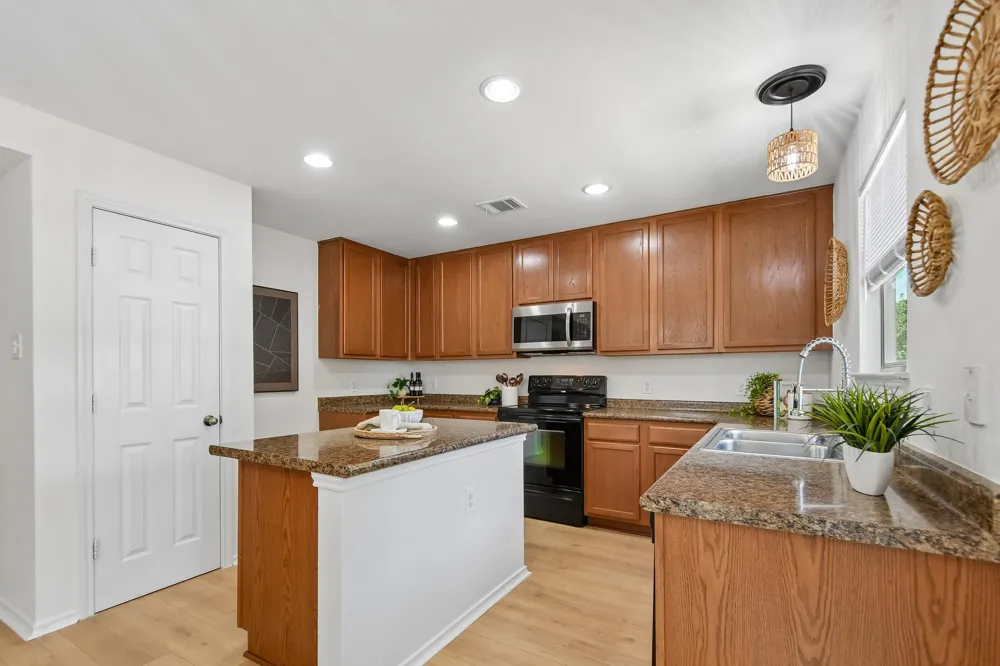 200 Thomas Cove Leander, TX 78641