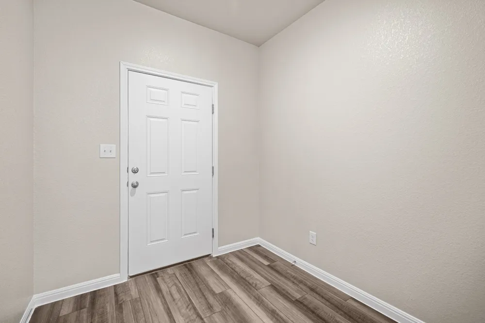 100 Waterbuck Loop Hutto, TX 78634
