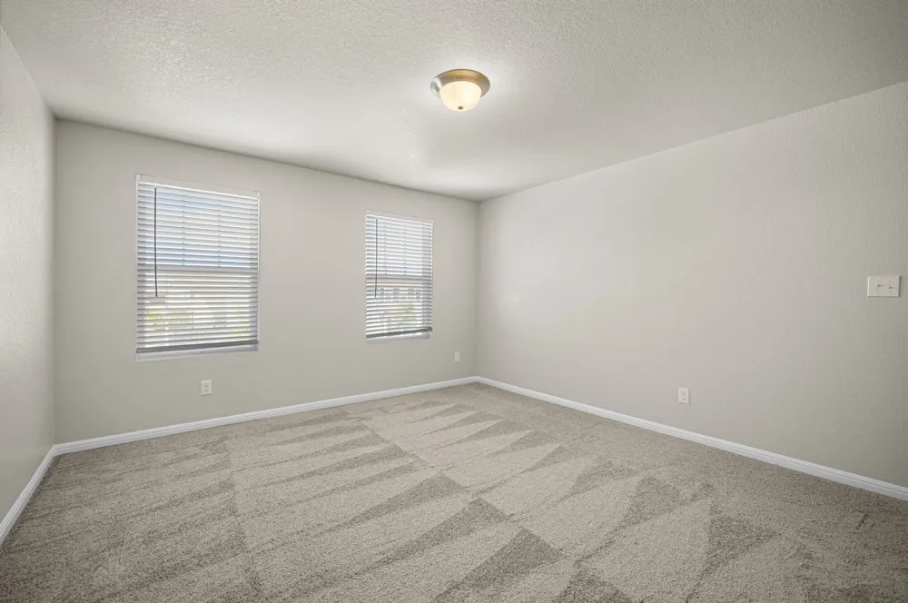 100 Waterbuck Loop Hutto, TX 78634