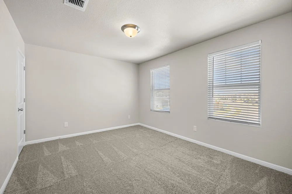 100 Waterbuck Loop Hutto, TX 78634