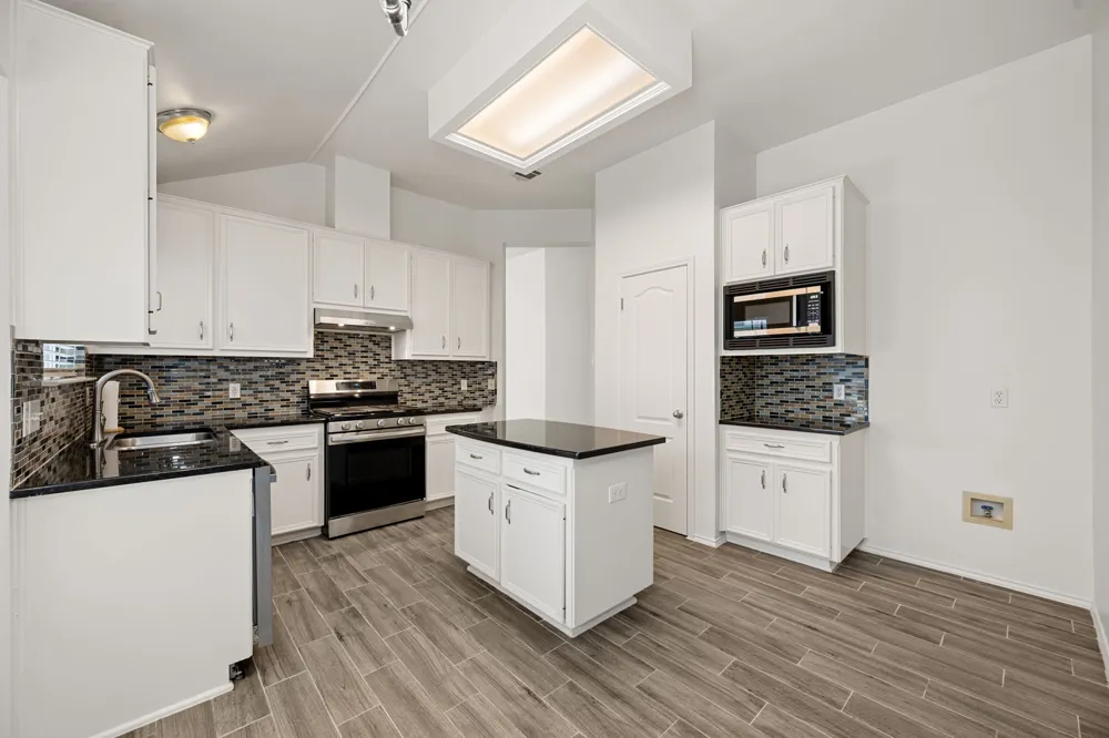 3936 Kristencreek Lane Round Rock, TX 78681