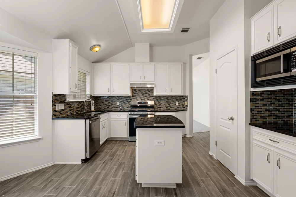 3936 Kristencreek Lane Round Rock, TX 78681