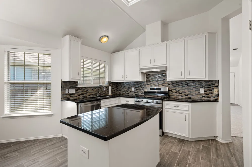 3936 Kristencreek Lane Round Rock, TX 78681