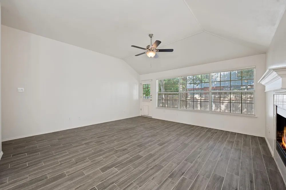 3936 Kristencreek Lane Round Rock, TX 78681