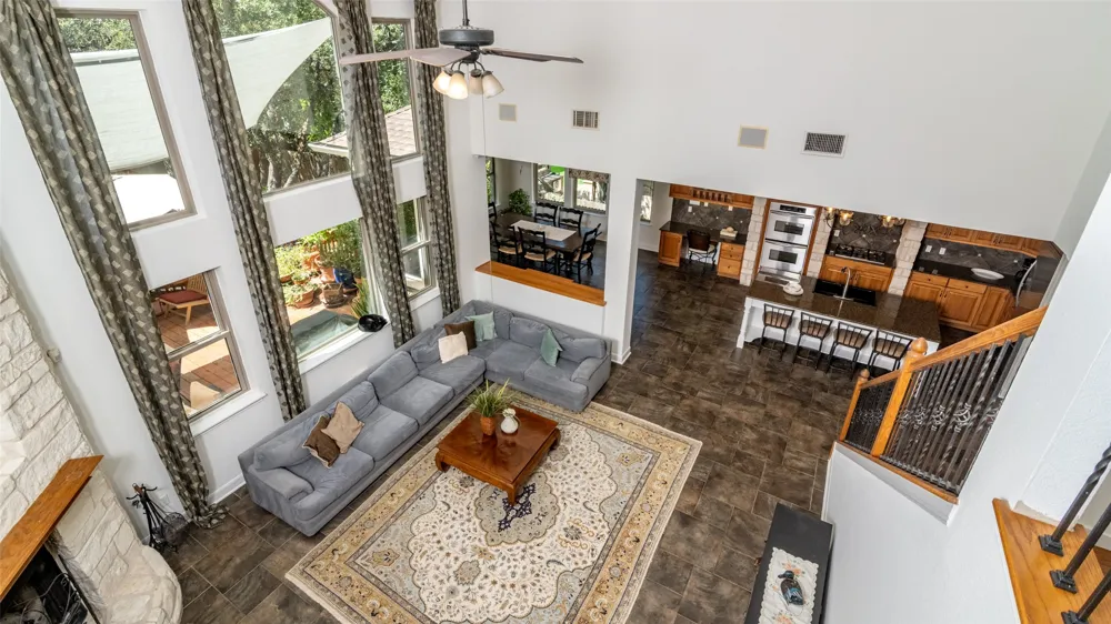 2704 Benevento Way Cedar Park, TX 78613