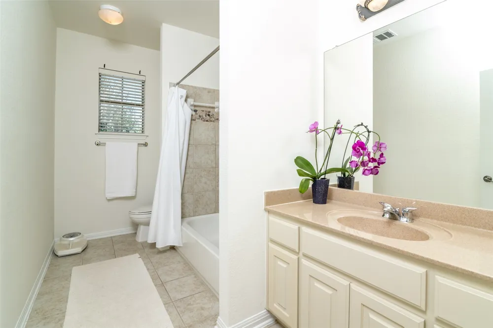 2704 Benevento Way Cedar Park, TX 78613