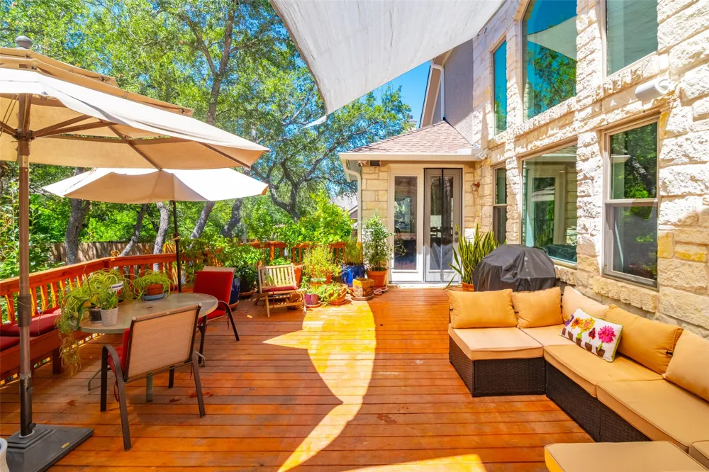 2704 Benevento Way Cedar Park, TX 78613