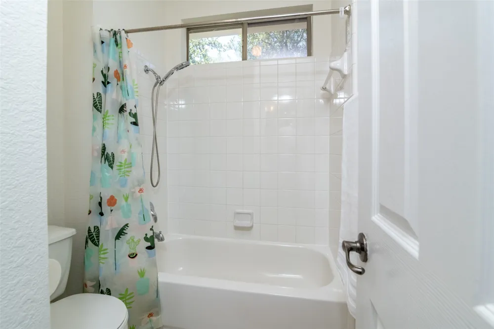 2704 Benevento Way Cedar Park, TX 78613
