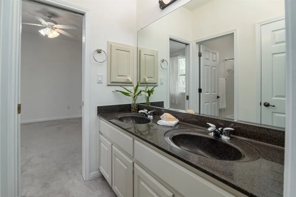 2704 Benevento Way Cedar Park, TX 78613