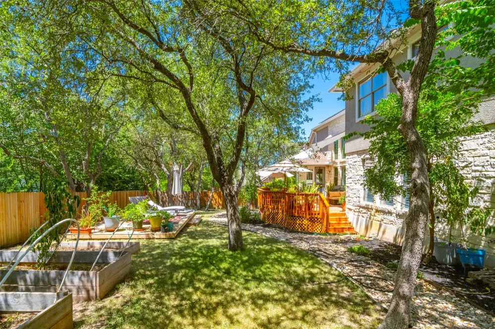 2704 Benevento Way Cedar Park, TX 78613