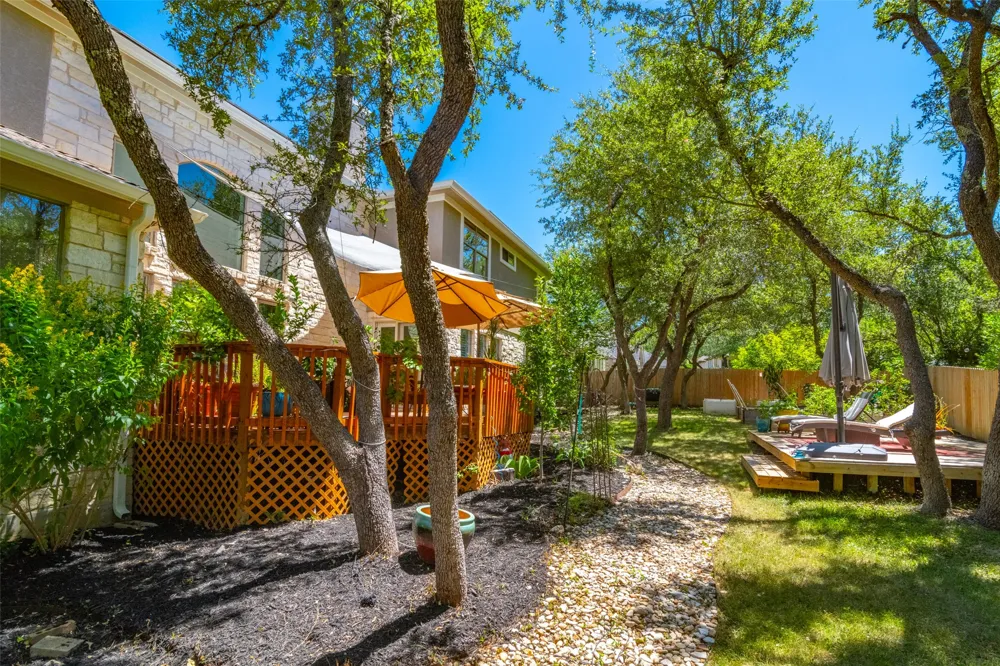 2704 Benevento Way Cedar Park, TX 78613