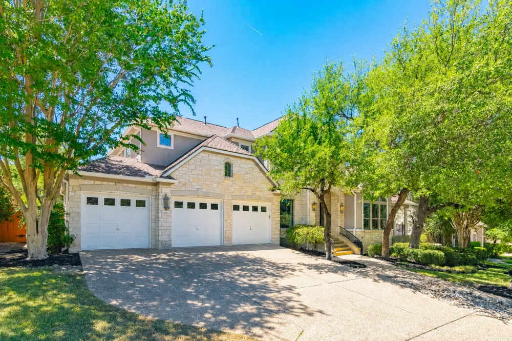 2704 Benevento Way Cedar Park, TX 78613