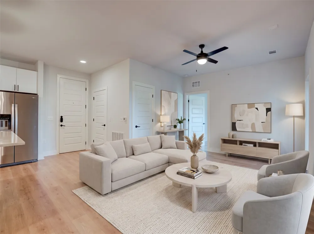 3101 Govalle Avenue #113 Austin, TX 78702