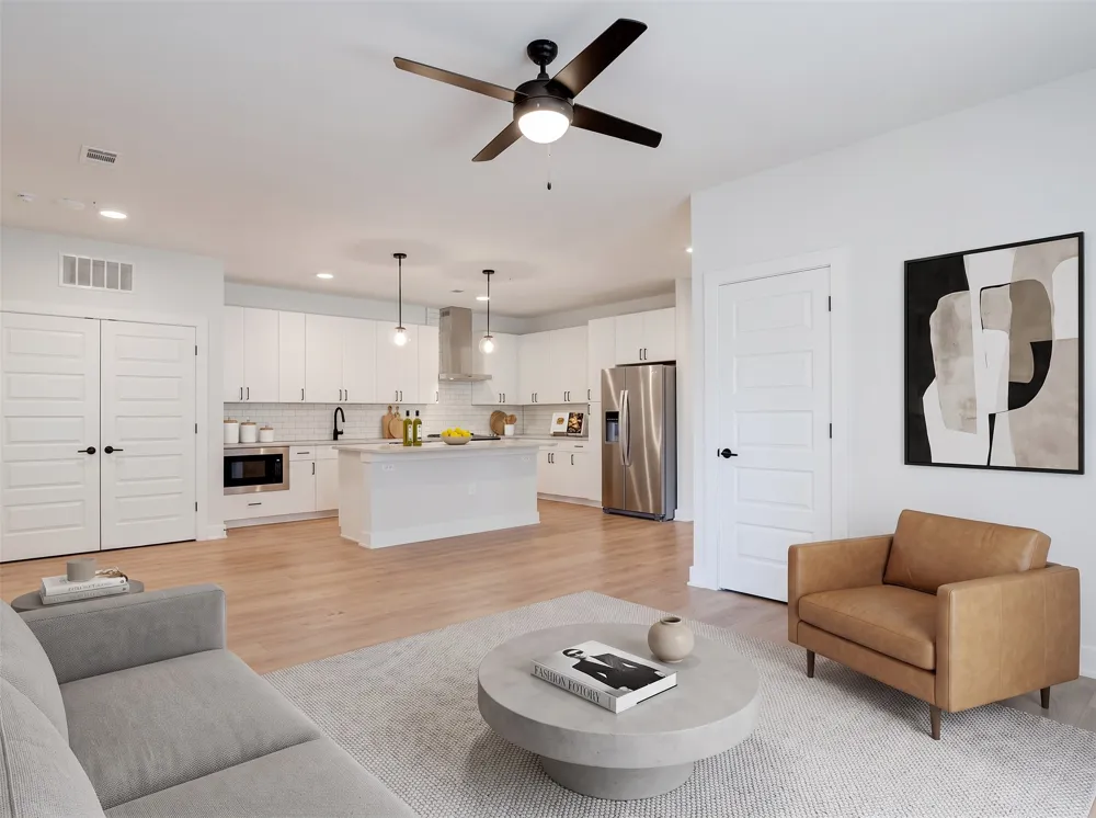 3101 Govalle Avenue #113 Austin, TX 78702