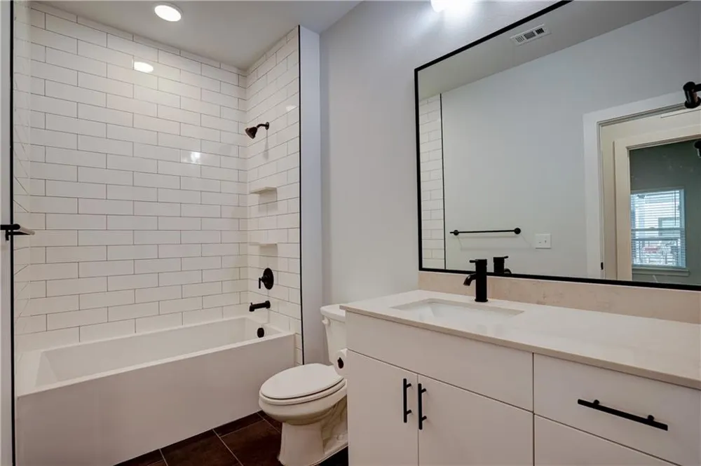 3101 Govalle Avenue #113 Austin, TX 78702