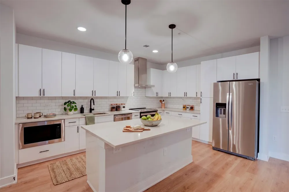 3101 Govalle Avenue #113 Austin, TX 78702