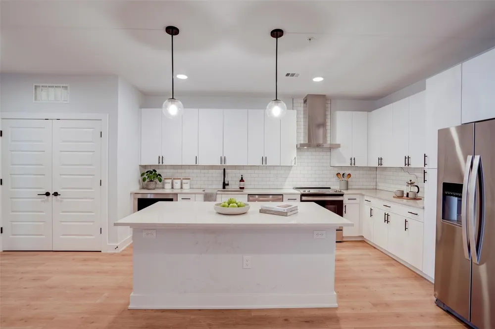 3101 Govalle Avenue #113 Austin, TX 78702