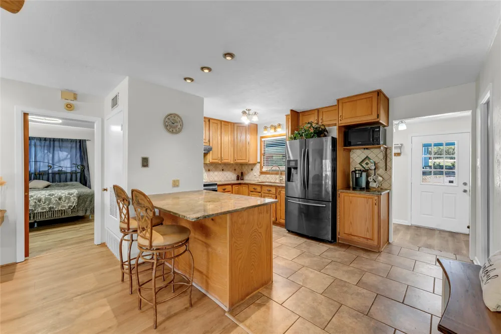 129 Ponderosa Point Drive Burnet, TX 78611