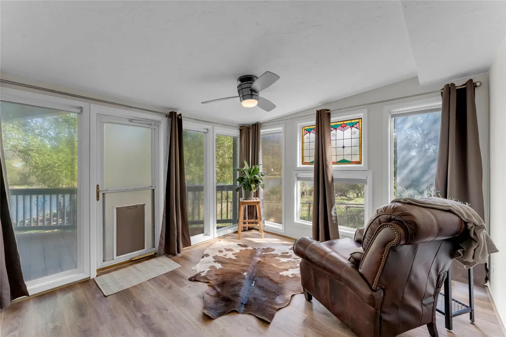 129 Ponderosa Point Drive Burnet, TX 78611