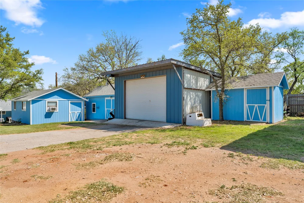 129 Ponderosa Point Drive Burnet, TX 78611