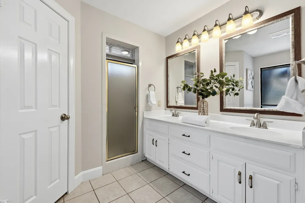 224 Maple Drive Mountain City, TX 78610
