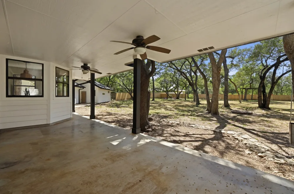 224 Maple Drive Mountain City, TX 78610