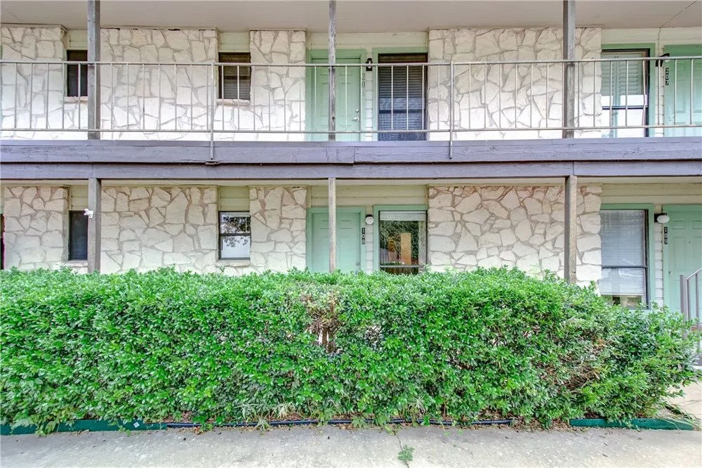 4307 S 1st Street #108 Austin, TX 78745
