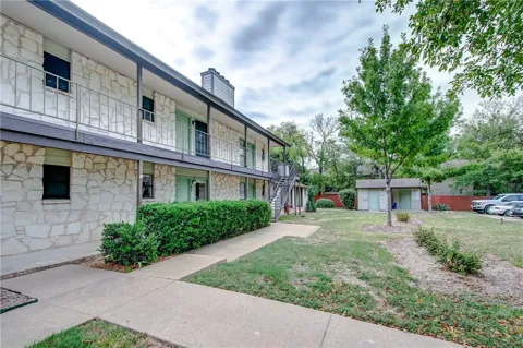 4307 S 1st Street #108