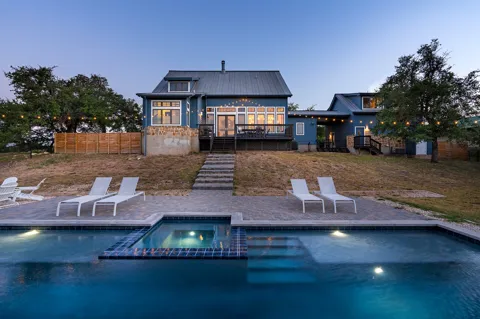 10512 Lake Park Drive