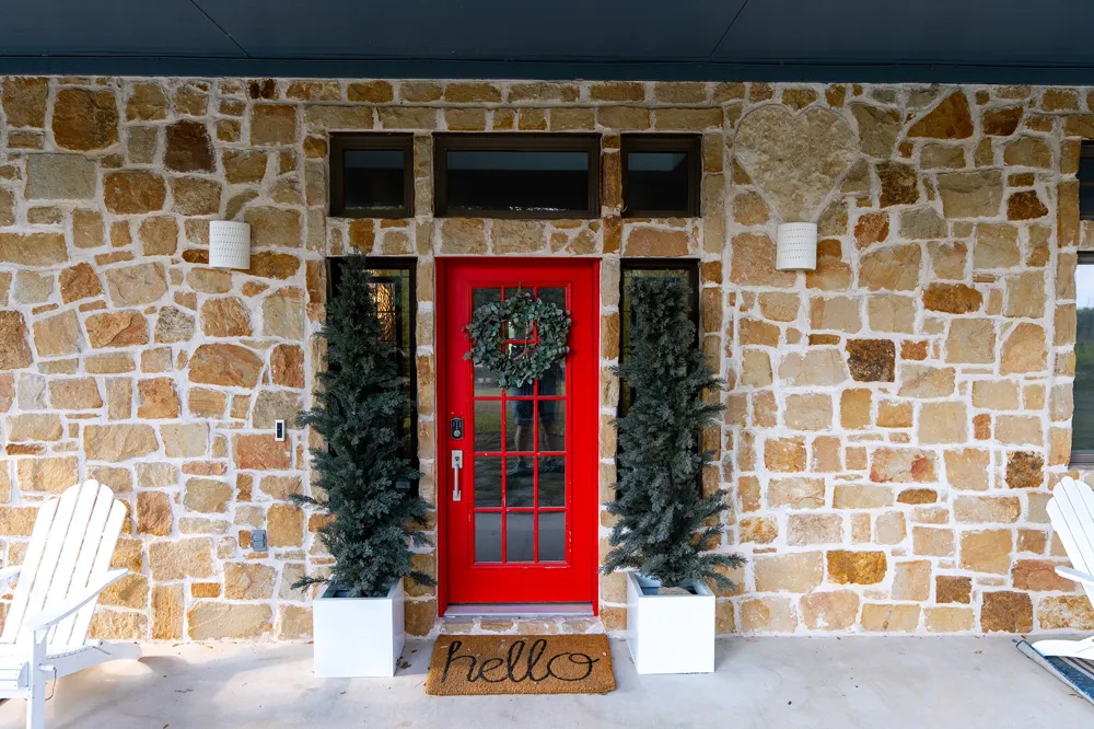 10512 Lake Park Drive Dripping Springs, TX 78620