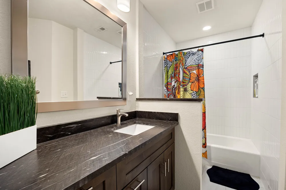 2508 W 12th Street #205 Austin, TX 78703