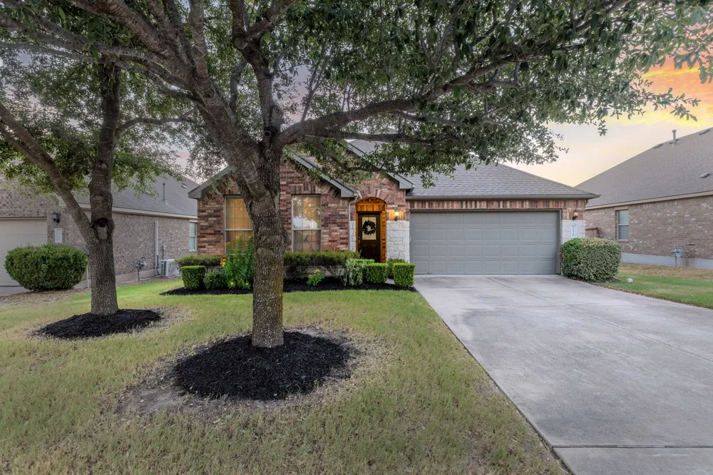 2920 Salvador Lane Round Rock, TX 78665