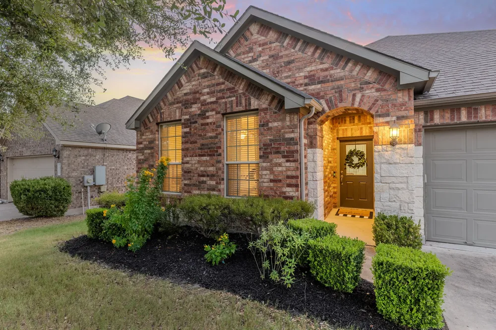2920 Salvador Lane Round Rock, TX 78665