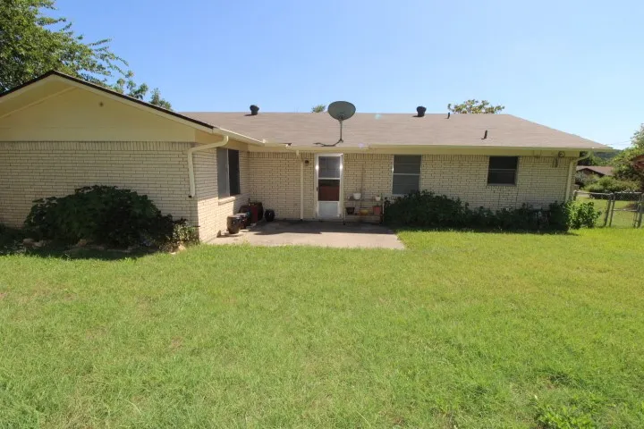 1603 Hughes Avenue Copperas Cove, TX 76522