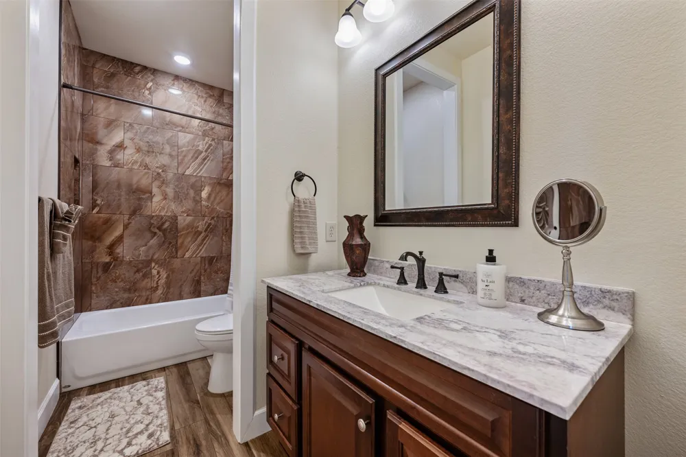 2103 County Road 320 Granger, TX 76530