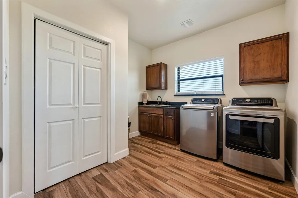 2103 County Road 320 Granger, TX 76530