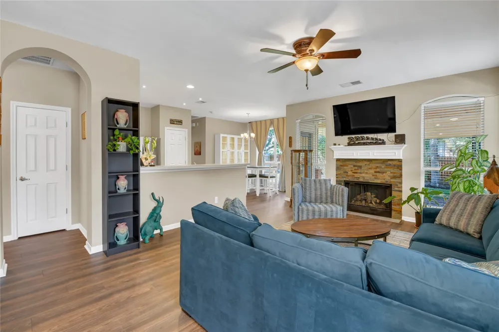 741 Bent Wood Place Round Rock, TX 78665