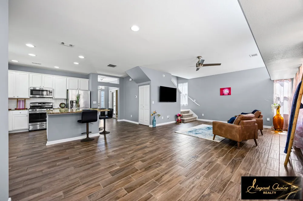 1521 Arbor Knot Drive Kyle, TX 78640