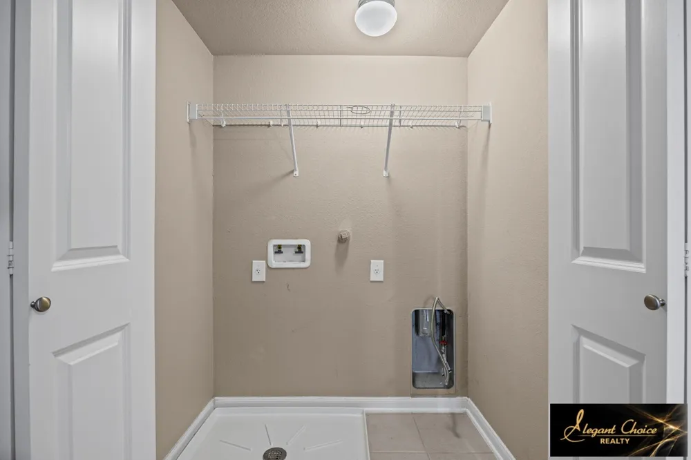 1521 Arbor Knot Drive Kyle, TX 78640