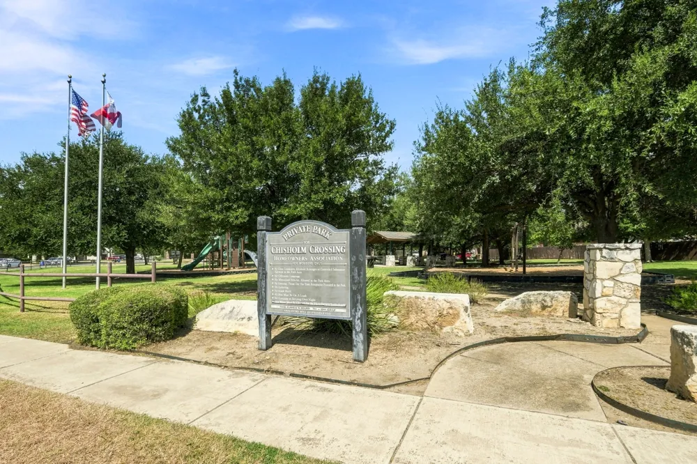 1660 Bayland Street Round Rock, TX 78664