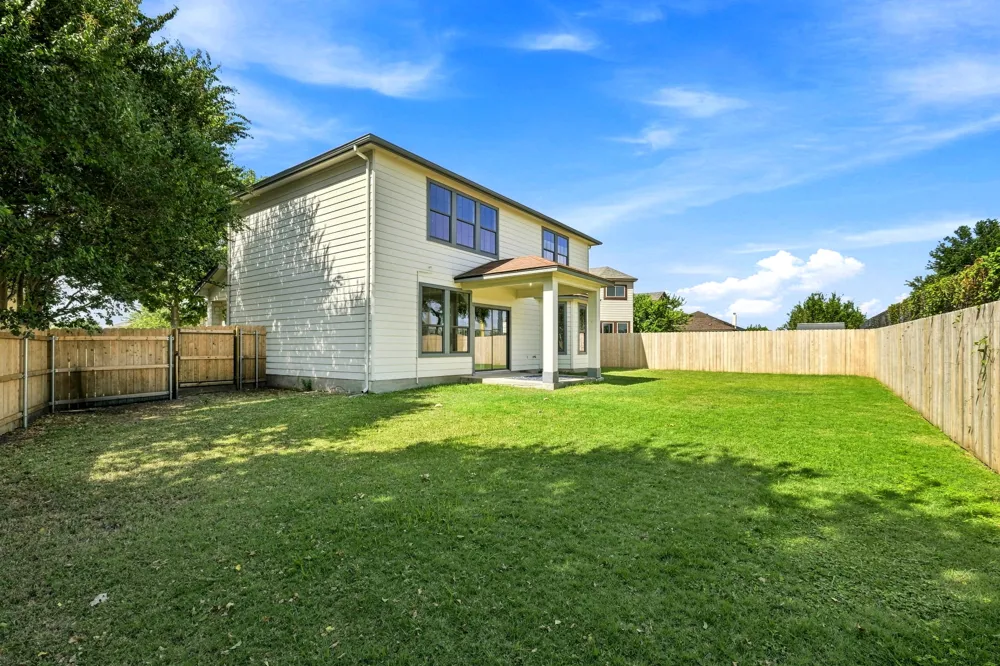 1660 Bayland Street Round Rock, TX 78664