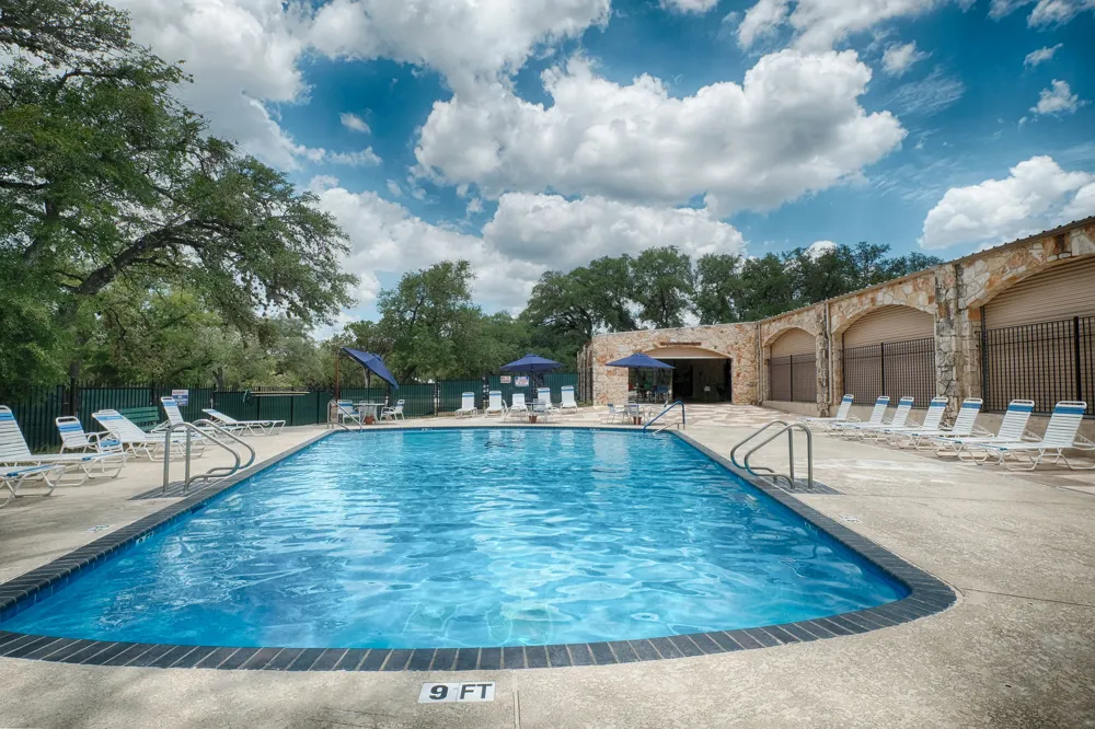 21500 Sierra Trail Lago Vista, TX 78645