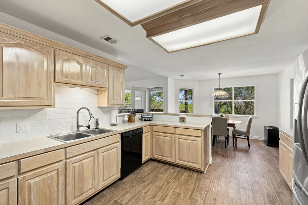 21500 Sierra Trail Lago Vista, TX 78645