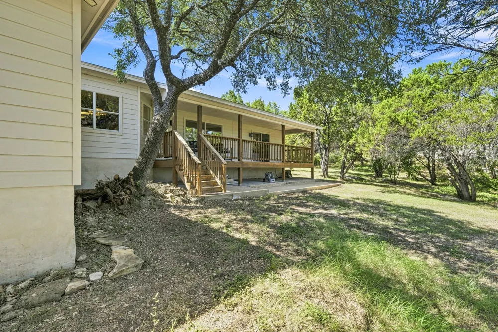21500 Sierra Trail Lago Vista, TX 78645