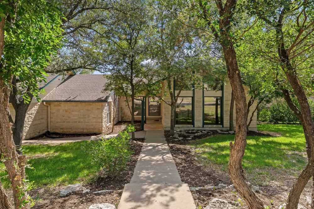 10706 Pickfair Drive Austin, TX 78750