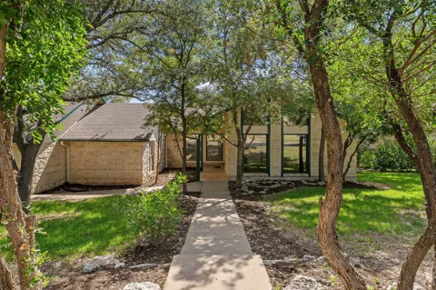 10706 Pickfair Drive