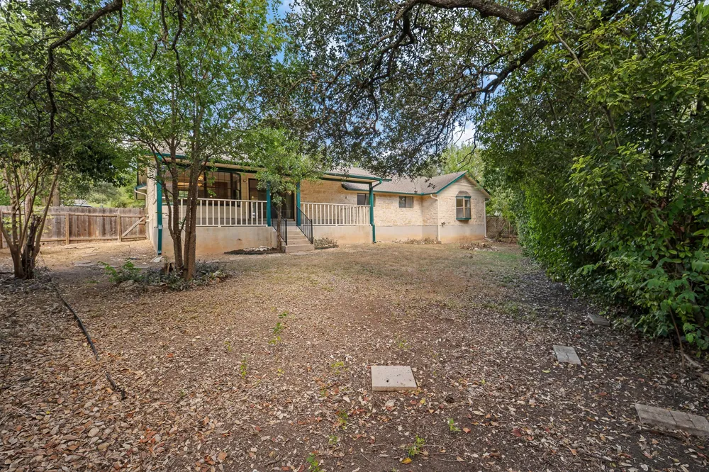 10706 Pickfair Drive Austin, TX 78750